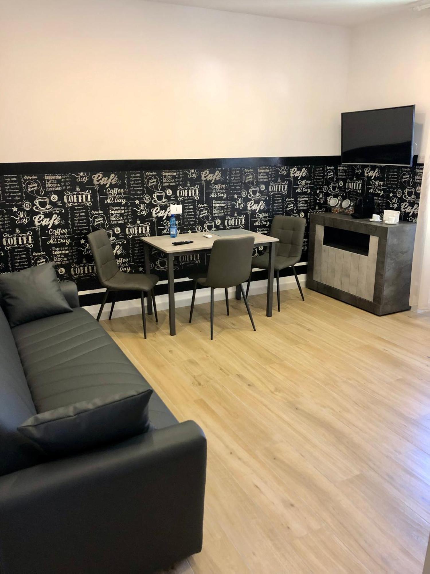 Solemar Apartments Kennedy Альгеро Екстер'єр фото